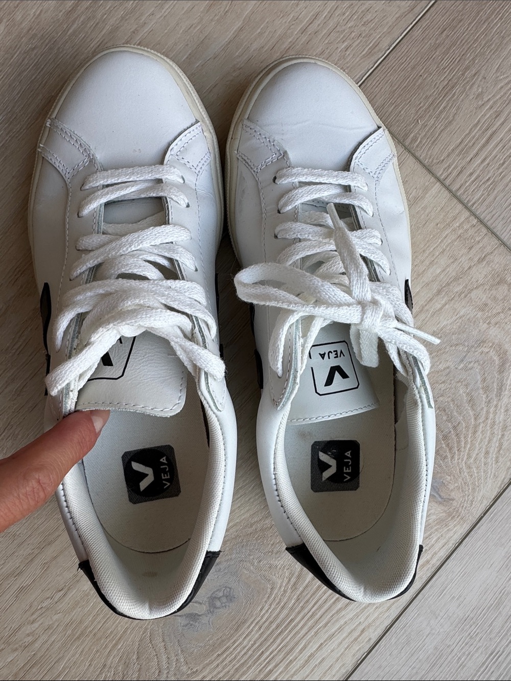 Veja White Leather Sneaker with Black V Detail - Picture 5 of 6